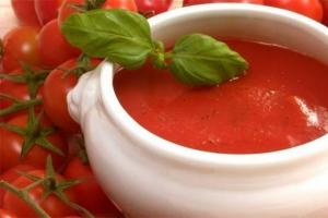 Domáci kečup zo zrelých paradajok - len si olíznite prsty!