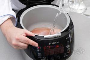 Ako a koľko variť kuracie prsia, aby boli mäkké a šťavnaté?
