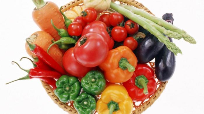 Zmrazovanie zeleniny a ovocia v mrazničke na zimu doma: recepty